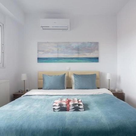 New Spacious Apartment Located In Pireu Exterior foto
