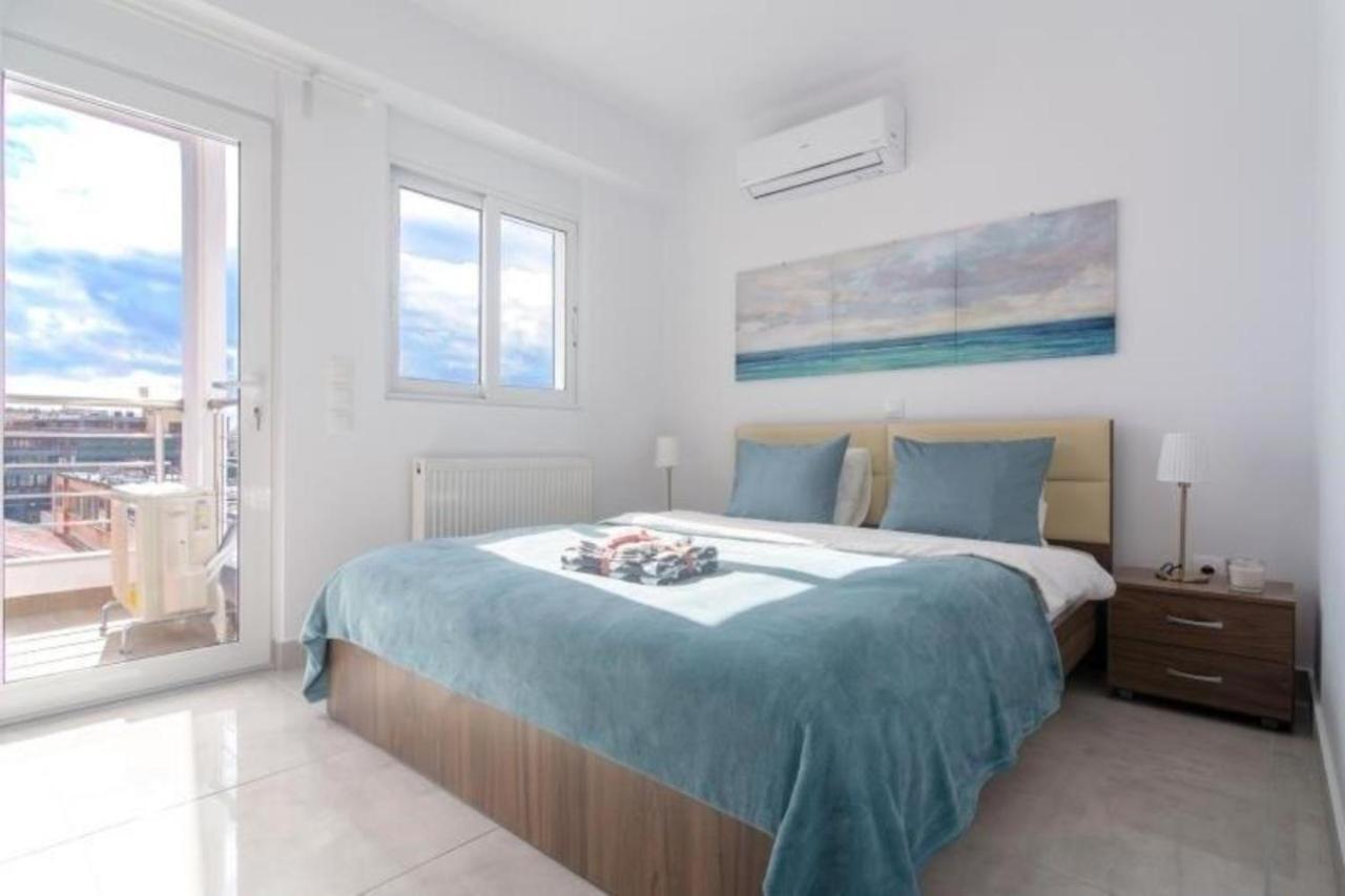 New Spacious Apartment Located In Pireu Exterior foto
